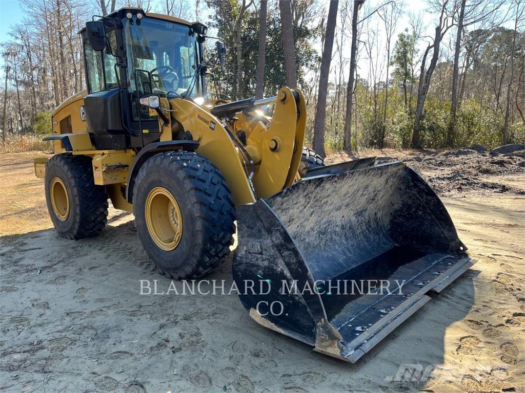 CAT 926M Naudoti ratiniai krautuvai