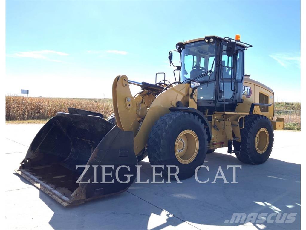 CAT 926M Naudoti ratiniai krautuvai