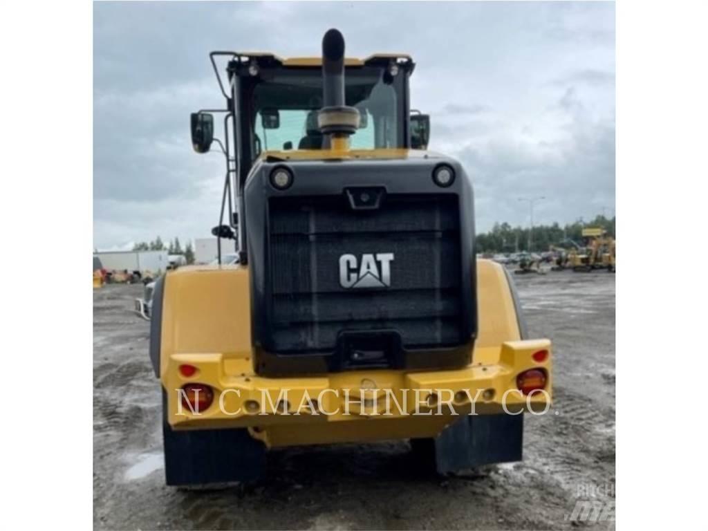 CAT 926M Naudoti ratiniai krautuvai