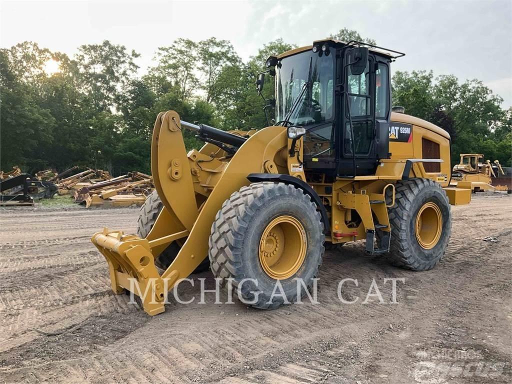 CAT 926M 3RQ Naudoti ratiniai krautuvai