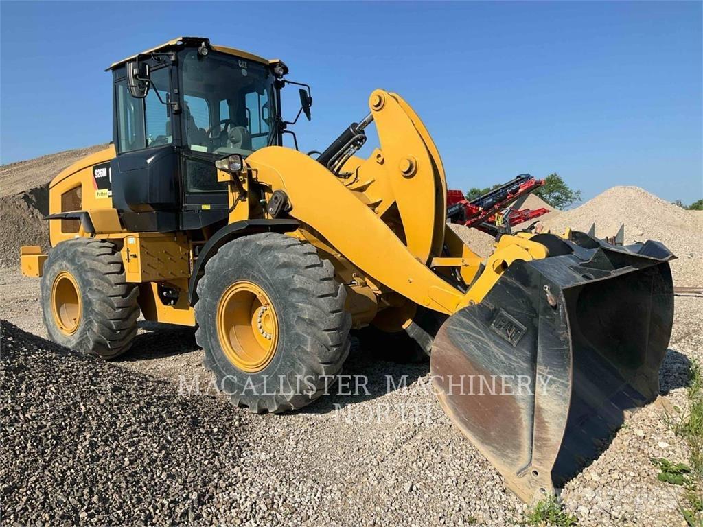 CAT 926M 3RQ Naudoti ratiniai krautuvai