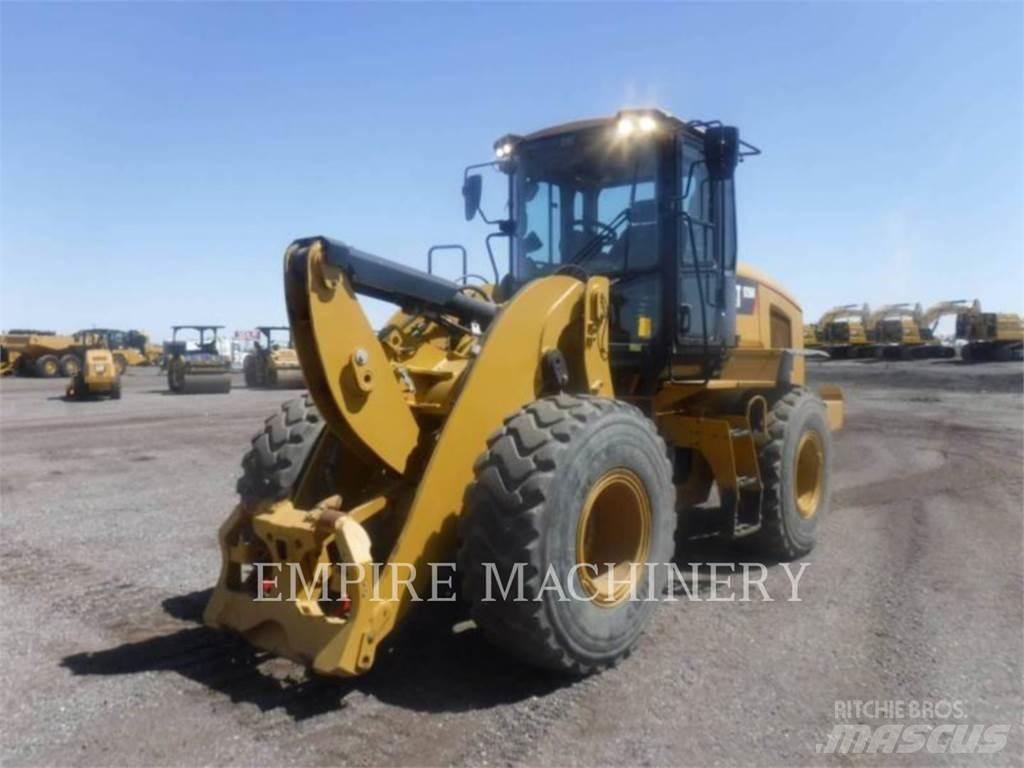 CAT 926M FC Naudoti ratiniai krautuvai
