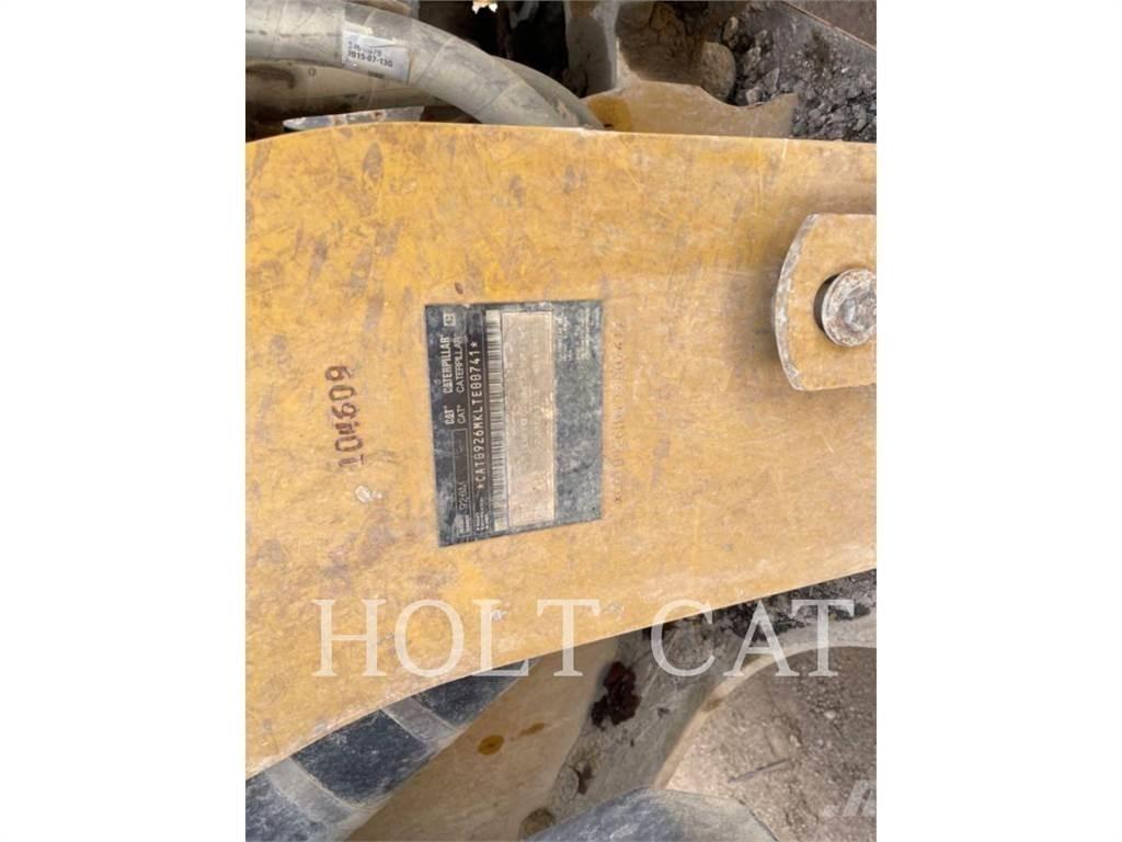 CAT 926M QC Naudoti ratiniai krautuvai