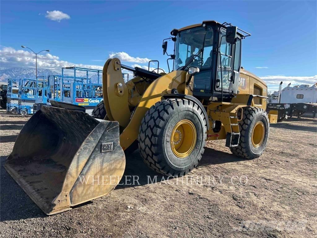 CAT 926M QC Naudoti ratiniai krautuvai