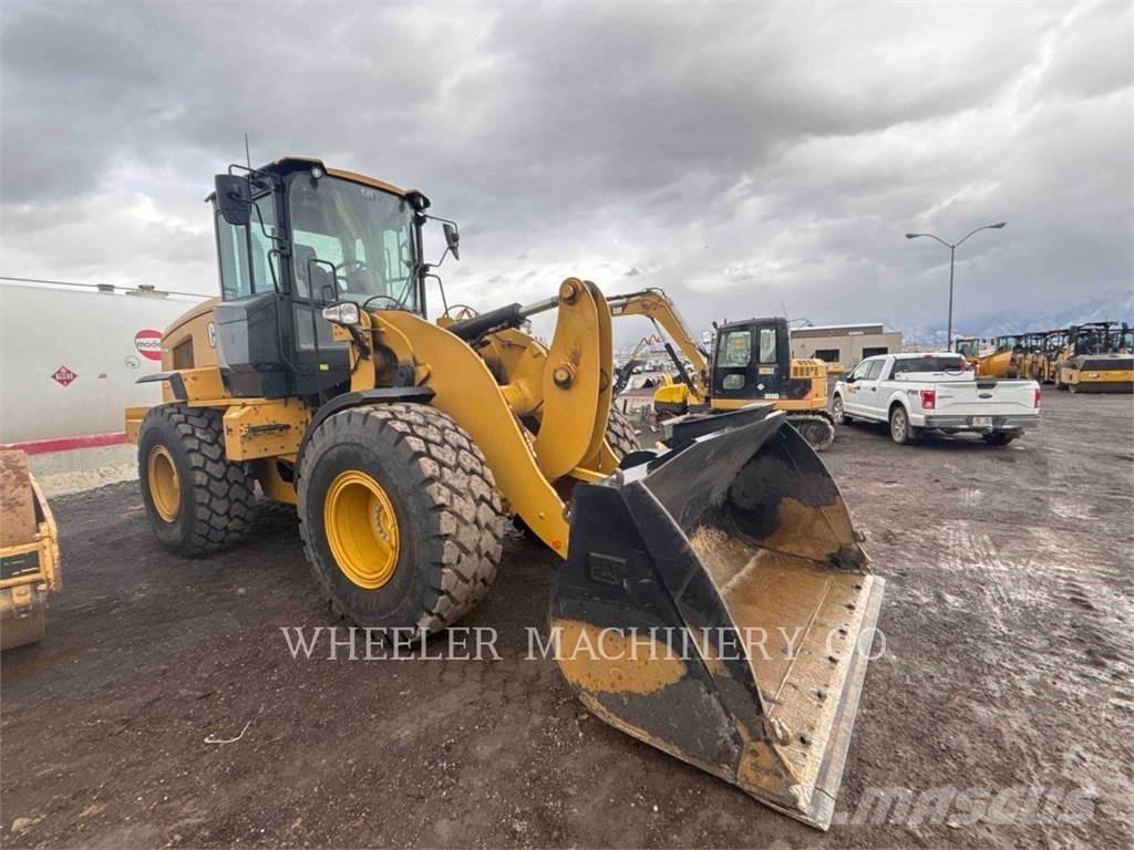 CAT 926M QC Naudoti ratiniai krautuvai