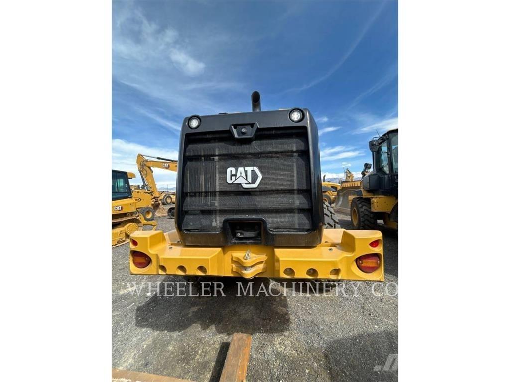 CAT 926M QC Naudoti ratiniai krautuvai