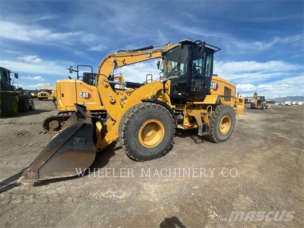 CAT 926M QC Naudoti ratiniai krautuvai