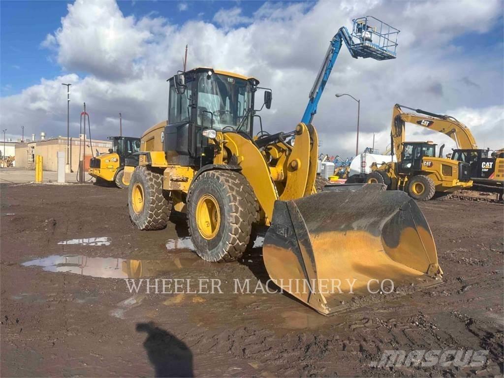 CAT 926M QC 3V Naudoti ratiniai krautuvai