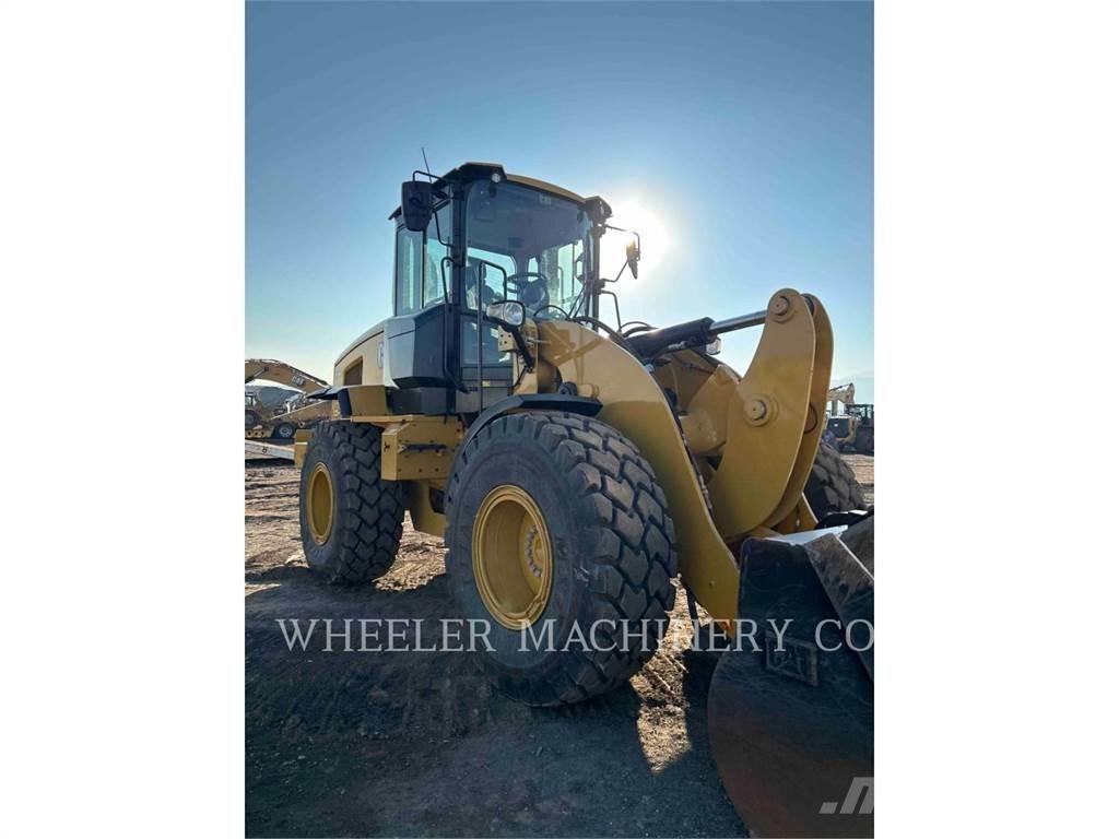 CAT 926M QC 3V Naudoti ratiniai krautuvai
