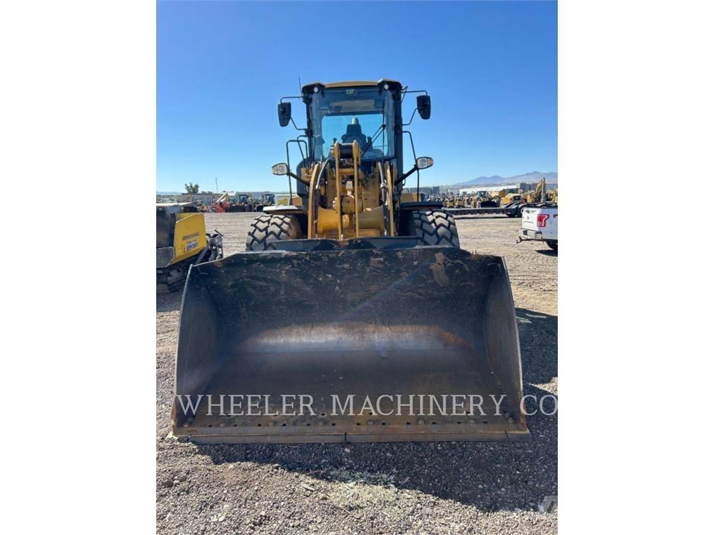 CAT 926M QC 3V Naudoti ratiniai krautuvai