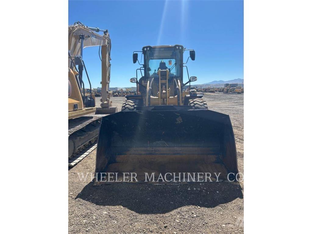 CAT 926M QC 3V Naudoti ratiniai krautuvai