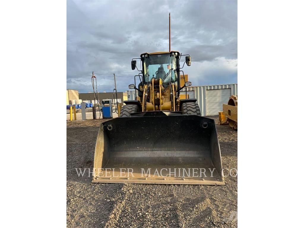 CAT 926M QC 3V Naudoti ratiniai krautuvai