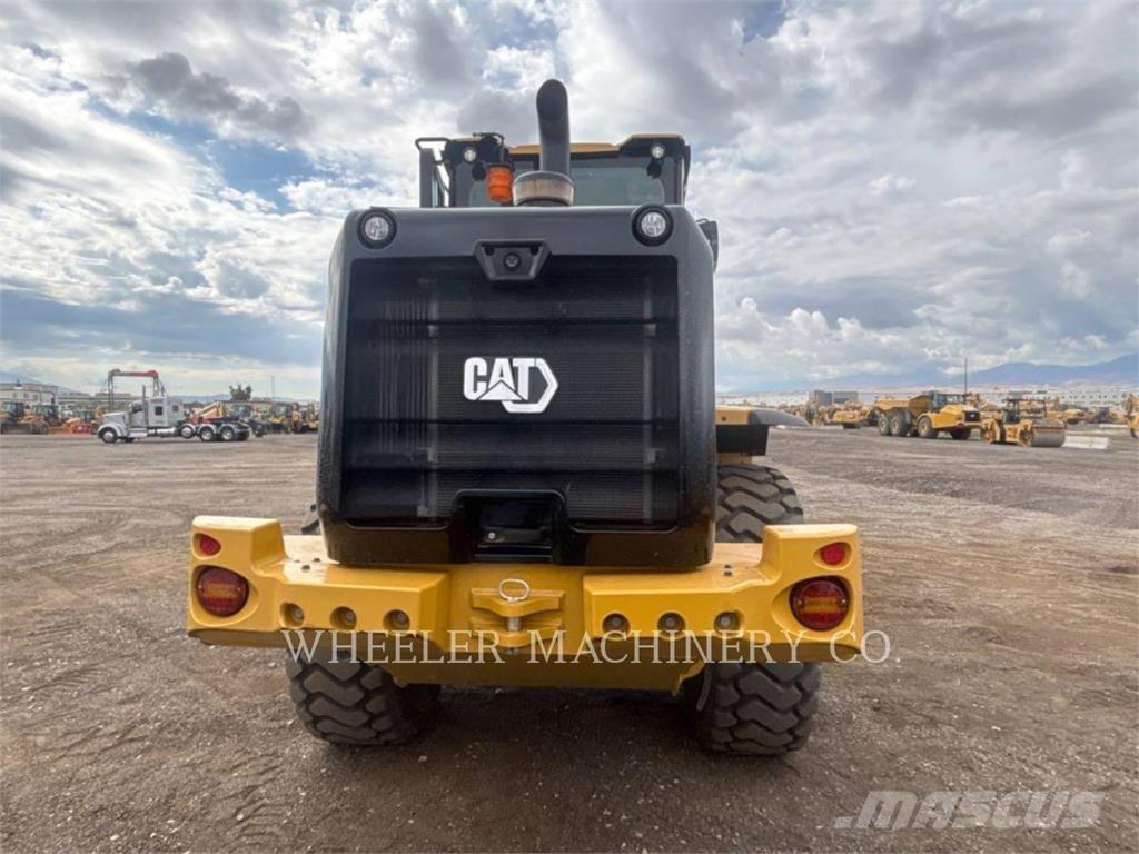 CAT 926M QC 3V Naudoti ratiniai krautuvai
