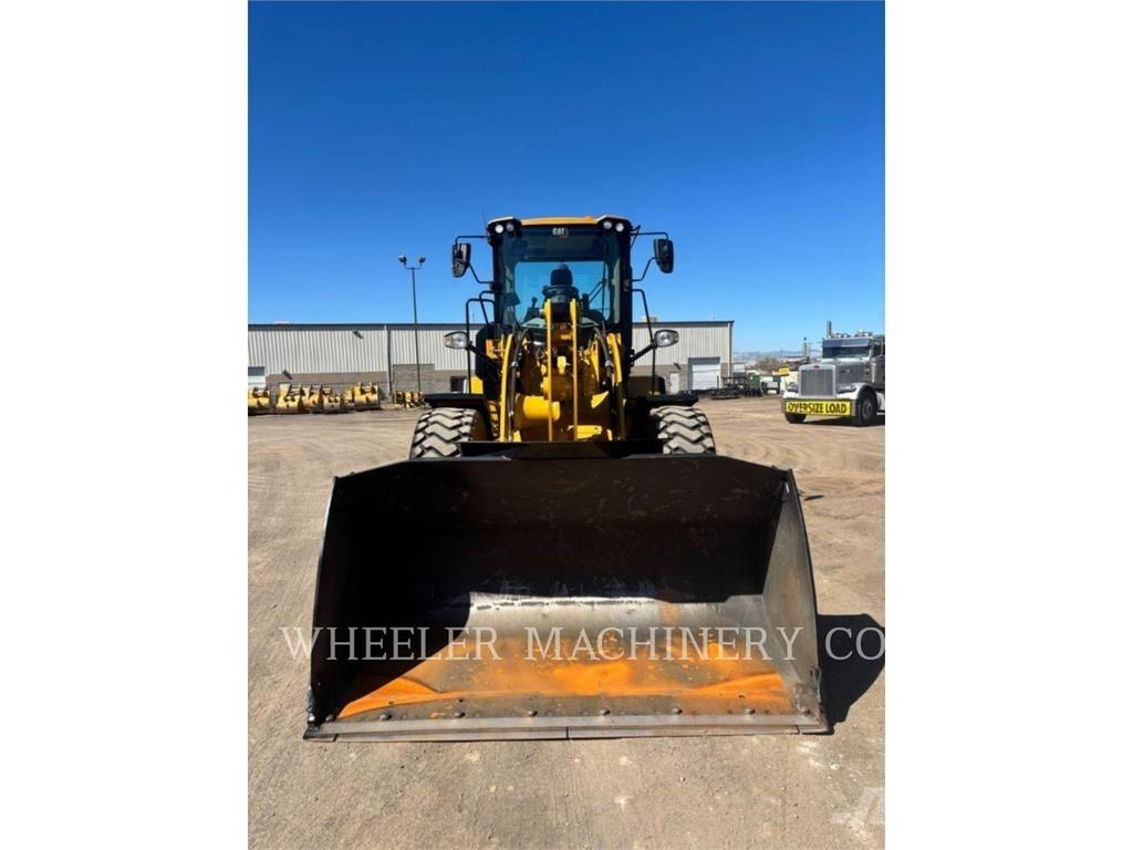 CAT 926M QC 3V Naudoti ratiniai krautuvai