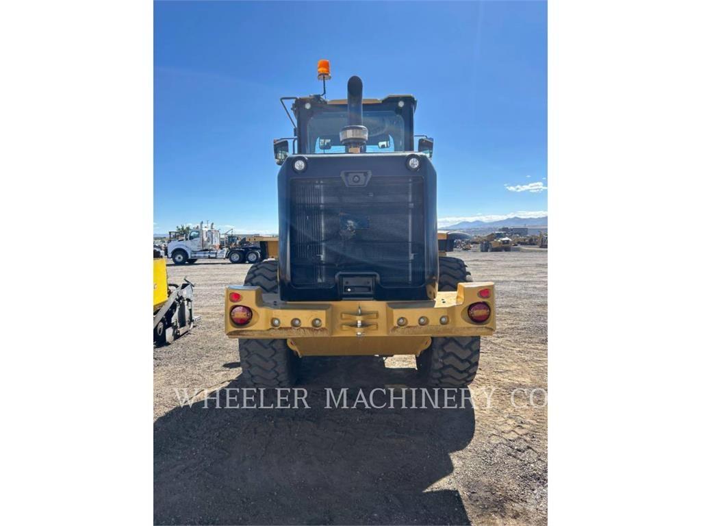 CAT 926M QC 3V Naudoti ratiniai krautuvai