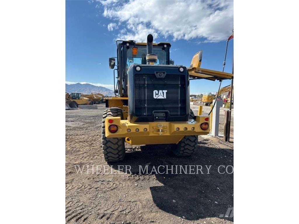 CAT 926M QC 3V Naudoti ratiniai krautuvai