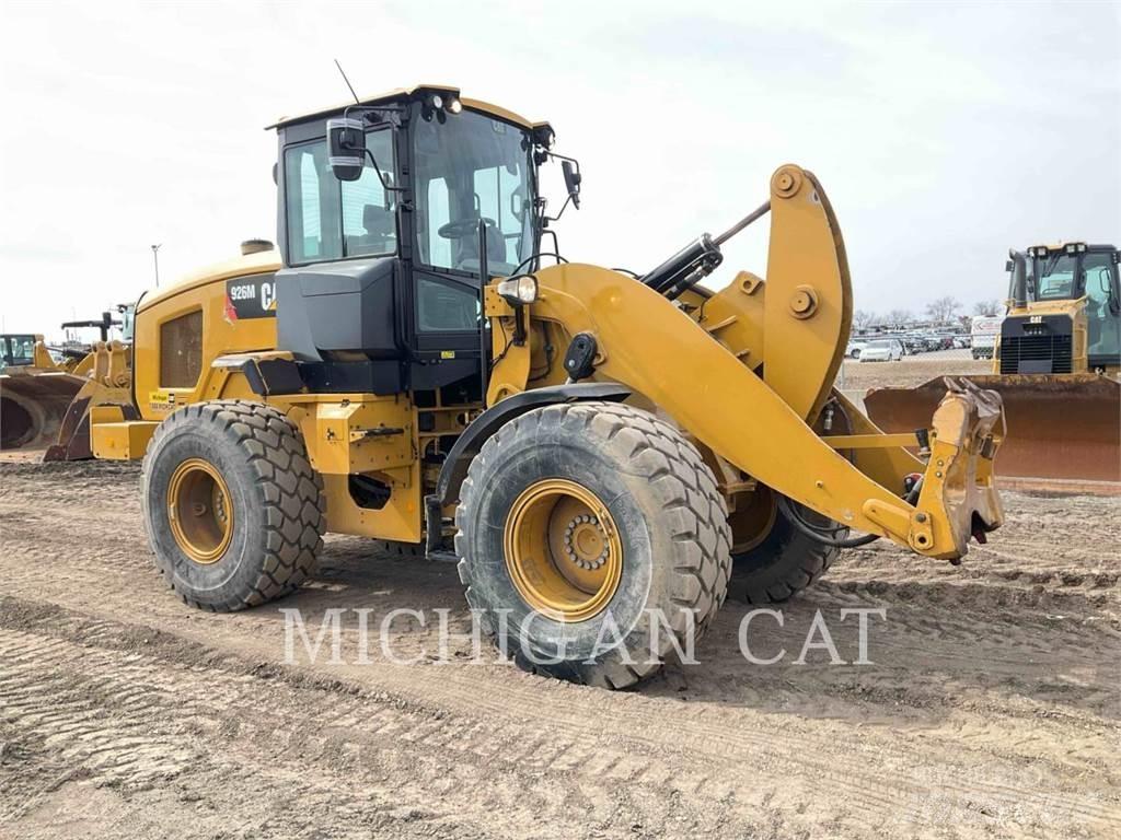 CAT 926M RQ Naudoti ratiniai krautuvai