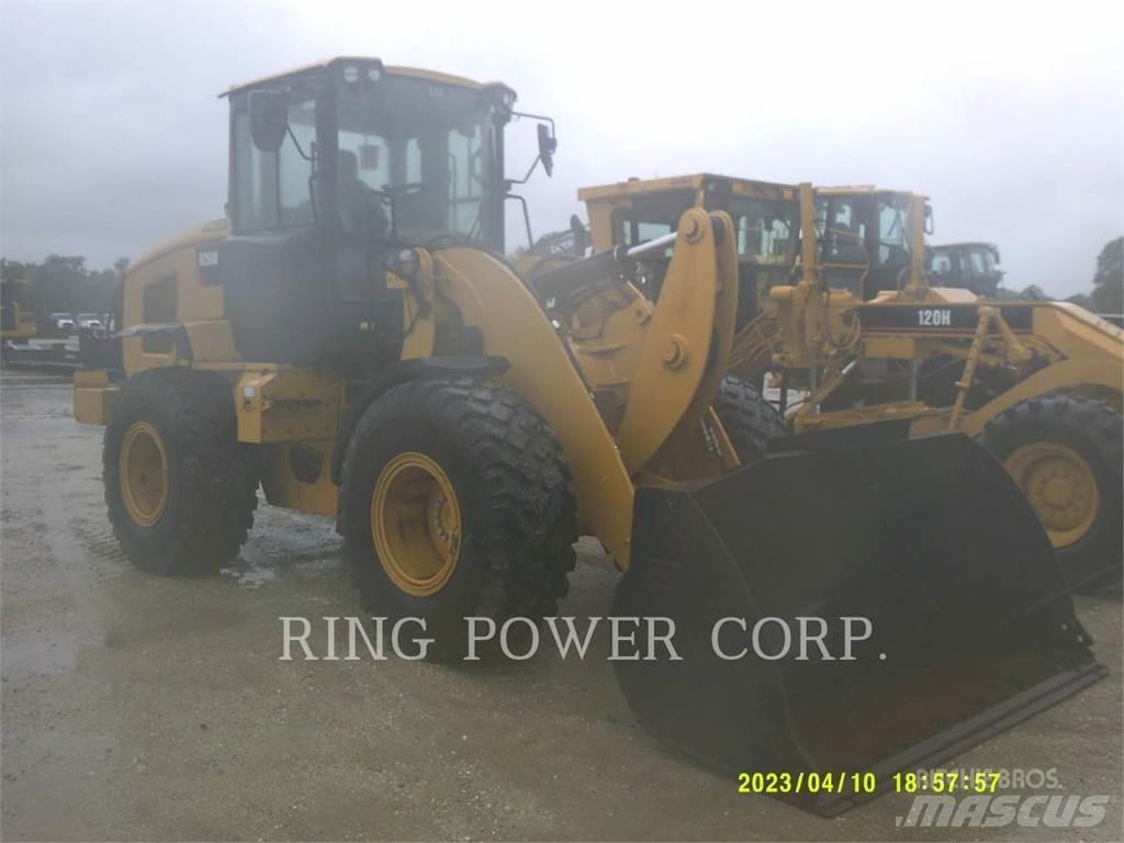 CAT 926MQC3V Naudoti ratiniai krautuvai