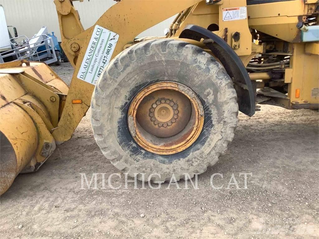 CAT 928G Naudoti ratiniai krautuvai