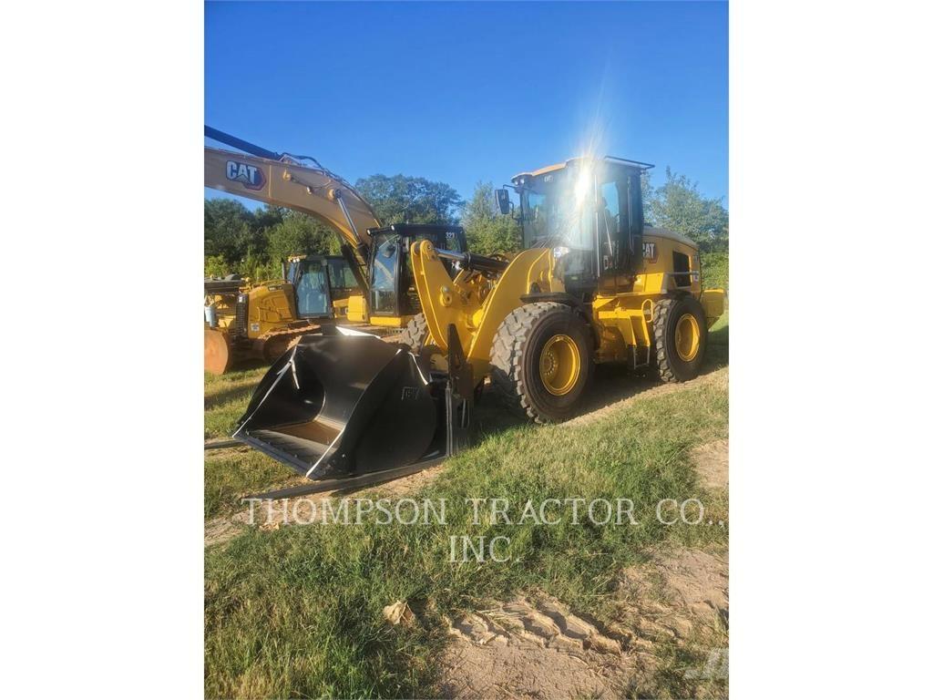 CAT 930 Naudoti ratiniai krautuvai