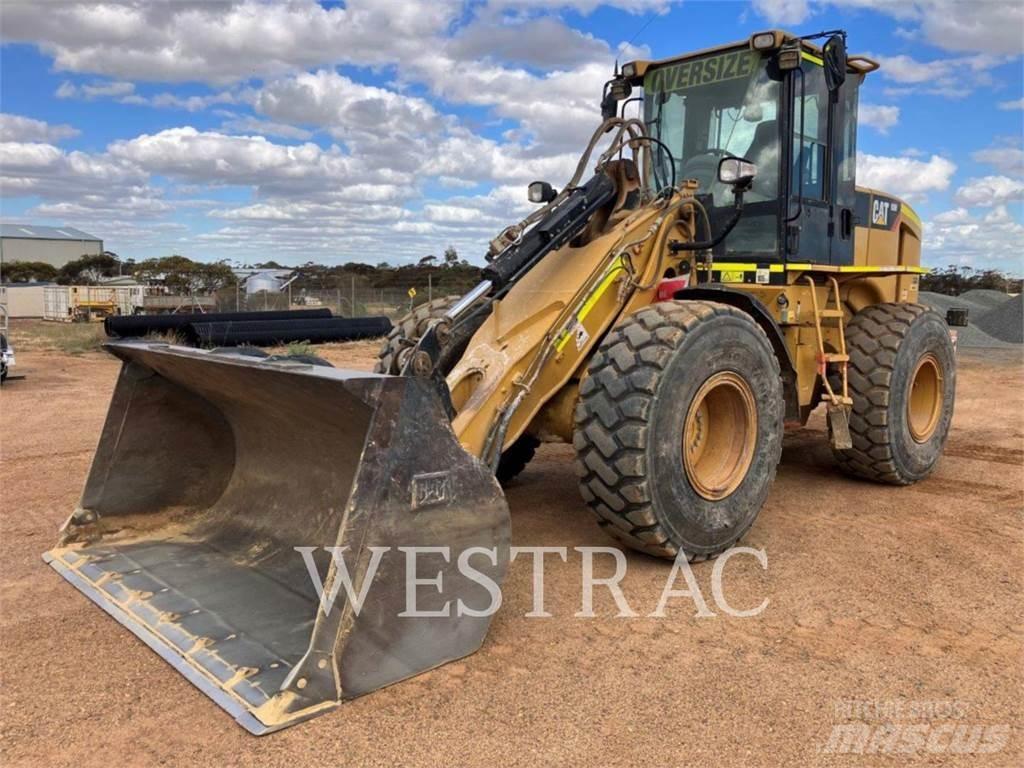 CAT 930H Naudoti ratiniai krautuvai