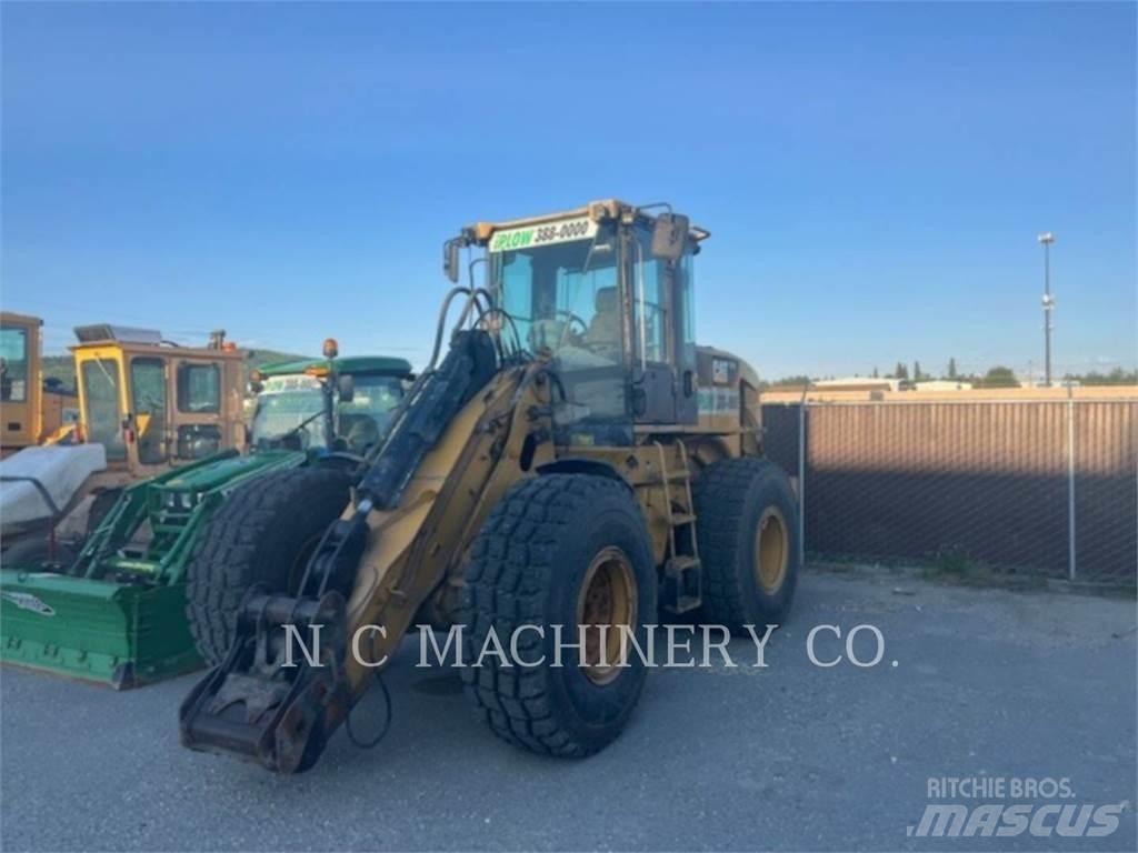 CAT 930H Naudoti ratiniai krautuvai