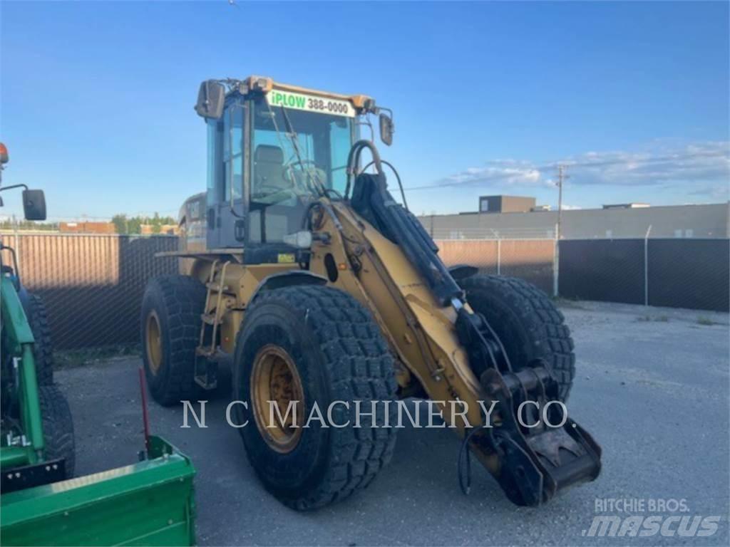 CAT 930H Naudoti ratiniai krautuvai