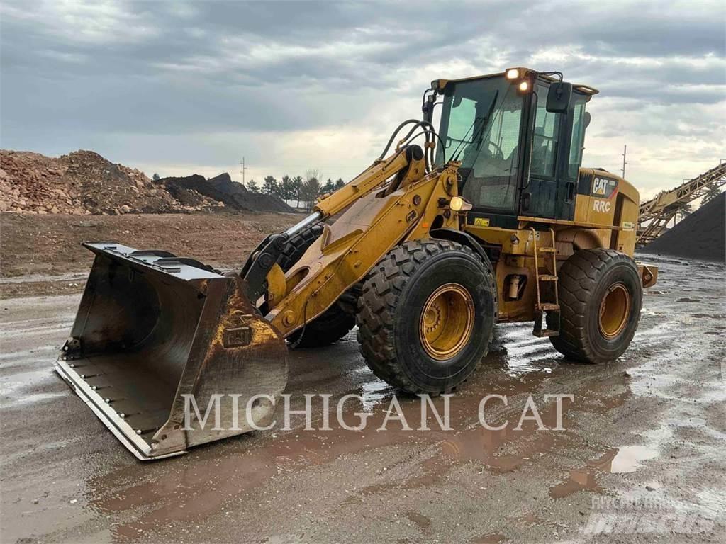 CAT 930HIT Naudoti ratiniai krautuvai