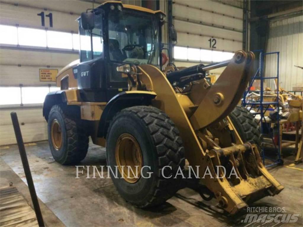 CAT 930K Naudoti ratiniai krautuvai
