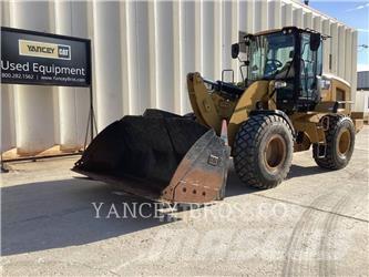 CAT 930M Naudoti ratiniai krautuvai