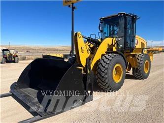 CAT 930M Naudoti ratiniai krautuvai
