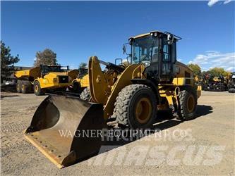 CAT 930M Naudoti ratiniai krautuvai