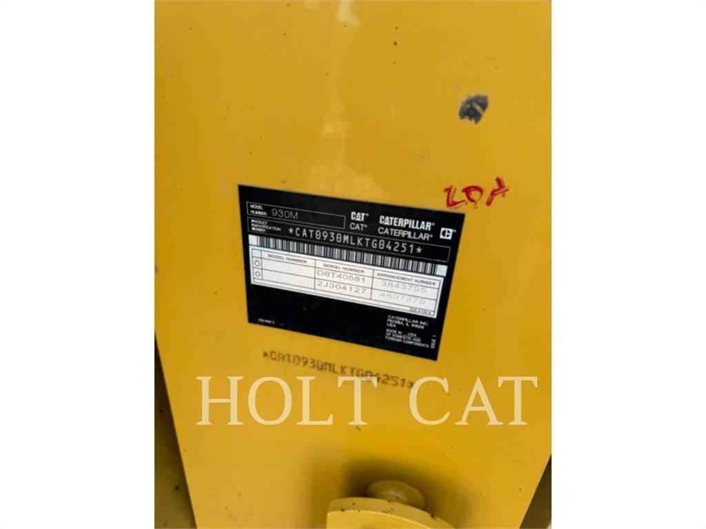 CAT 930M Naudoti ratiniai krautuvai