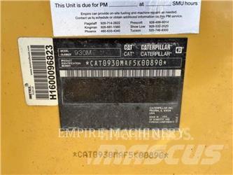 CAT 930M Naudoti ratiniai krautuvai