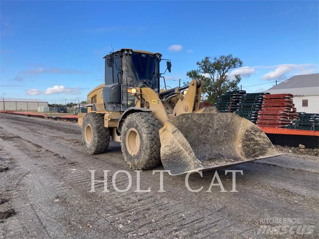 CAT 930M Naudoti ratiniai krautuvai