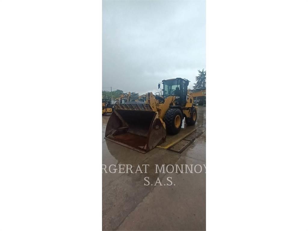 CAT 930M Naudoti ratiniai krautuvai
