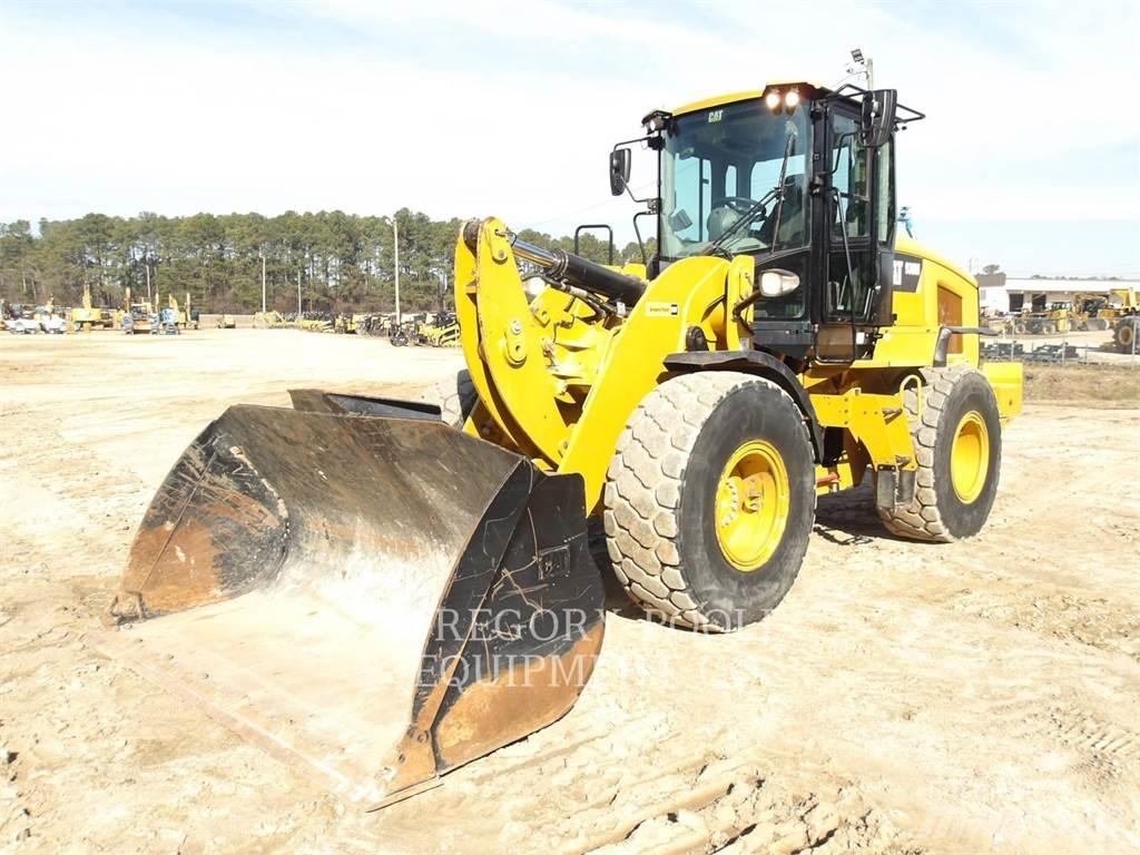 CAT 930M Naudoti ratiniai krautuvai