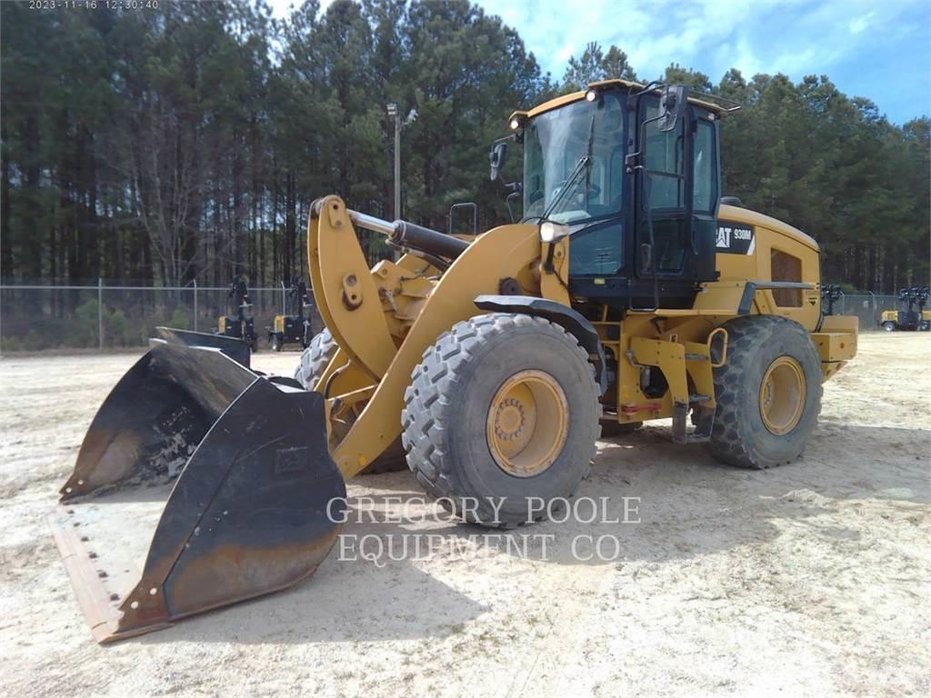 CAT 930M Naudoti ratiniai krautuvai
