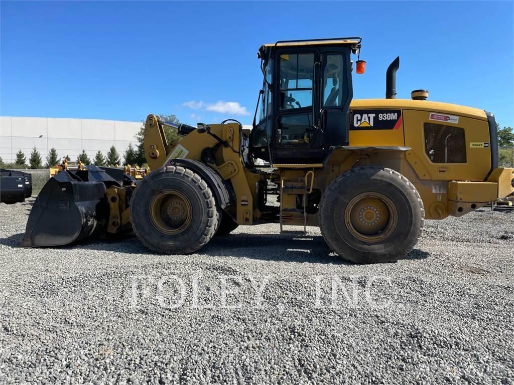 CAT 930M Naudoti ratiniai krautuvai