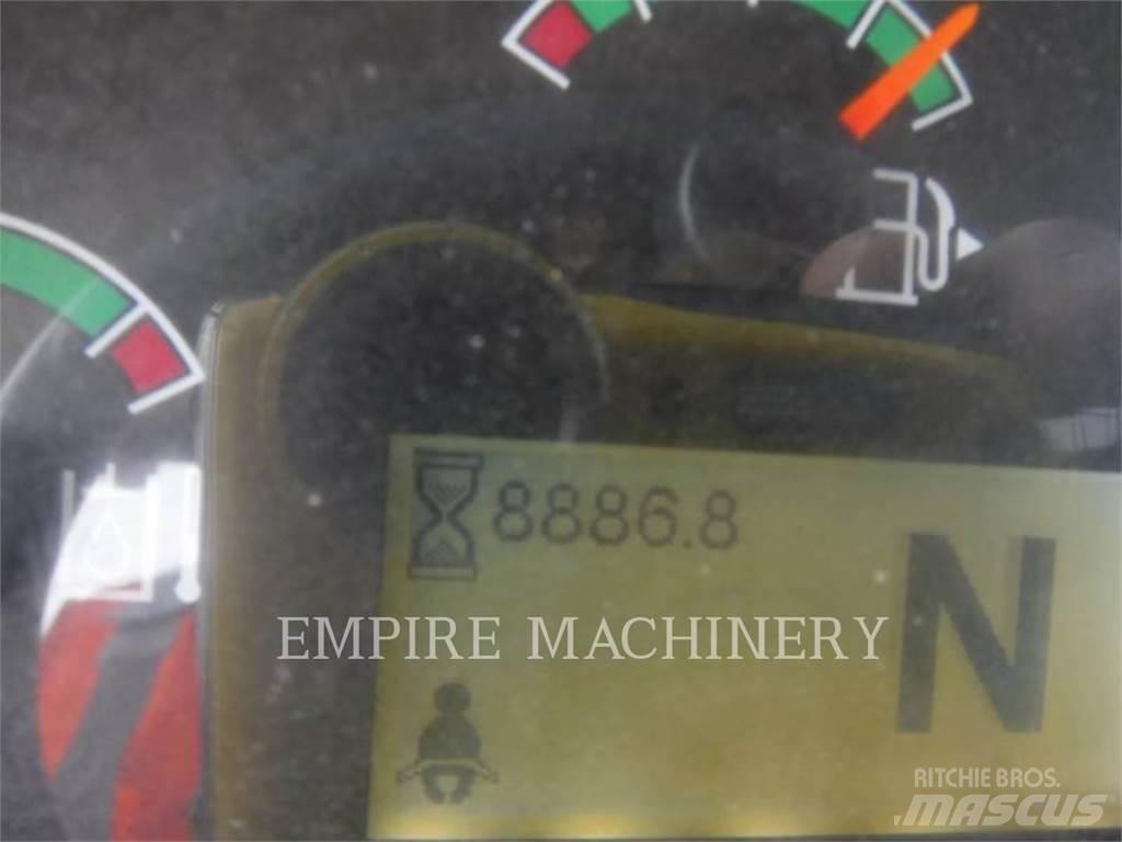 CAT 930M Naudoti ratiniai krautuvai