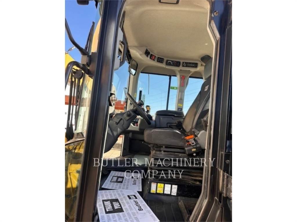 CAT 930M Naudoti ratiniai krautuvai