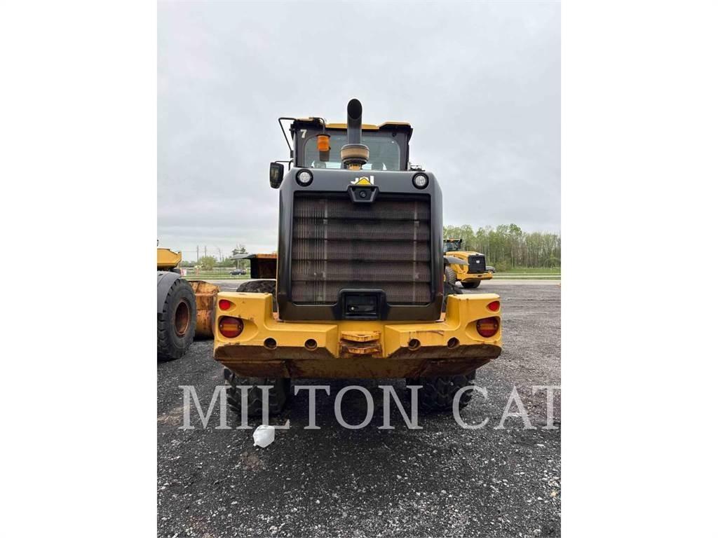 CAT 930M Naudoti ratiniai krautuvai