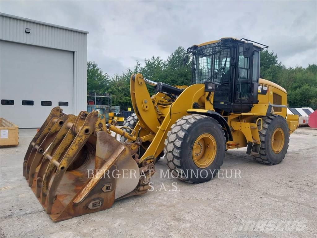 CAT 930M Naudoti ratiniai krautuvai