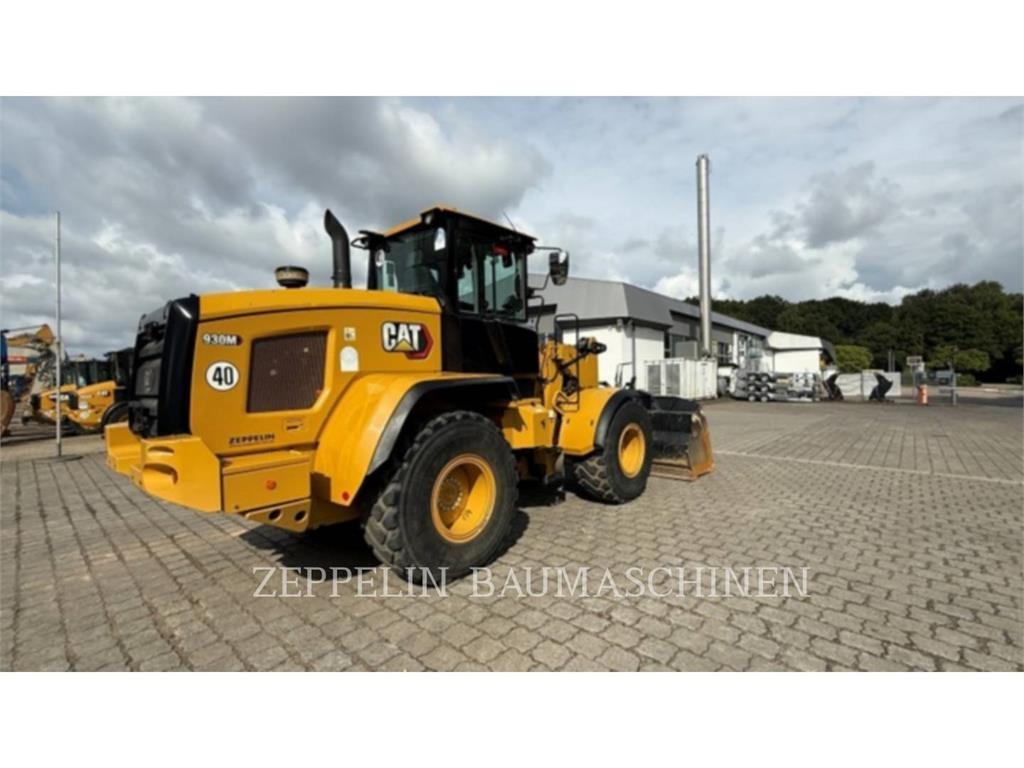 CAT 930M Naudoti ratiniai krautuvai