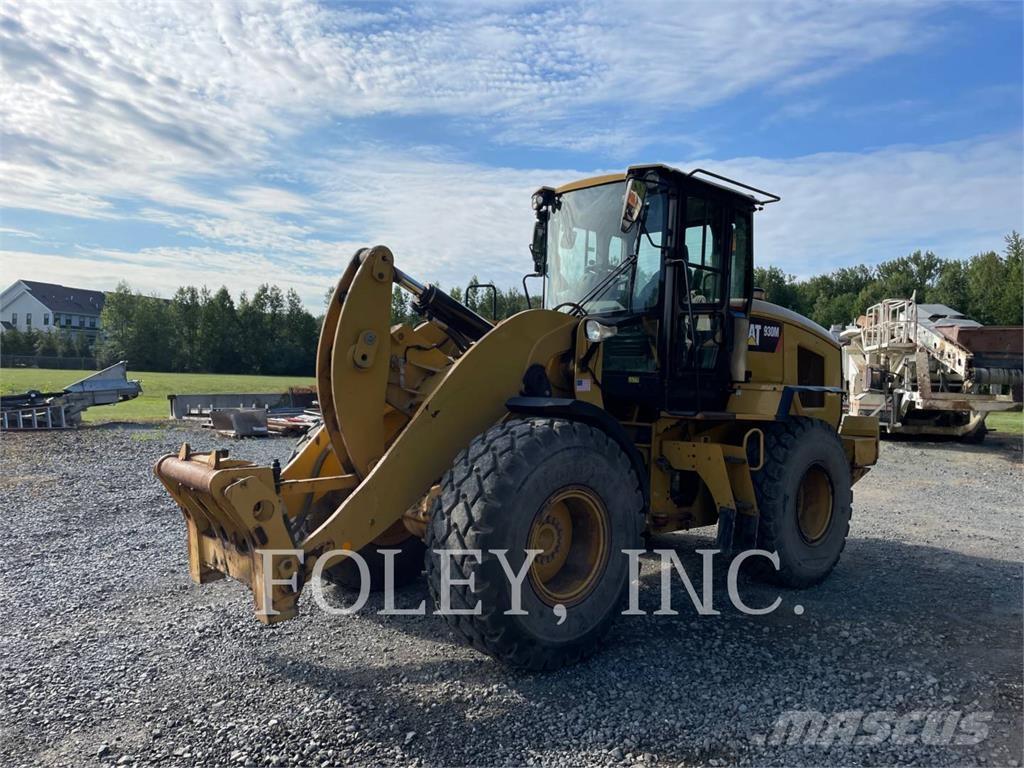 CAT 930M Naudoti ratiniai krautuvai
