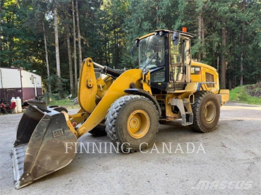 CAT 930M Naudoti ratiniai krautuvai