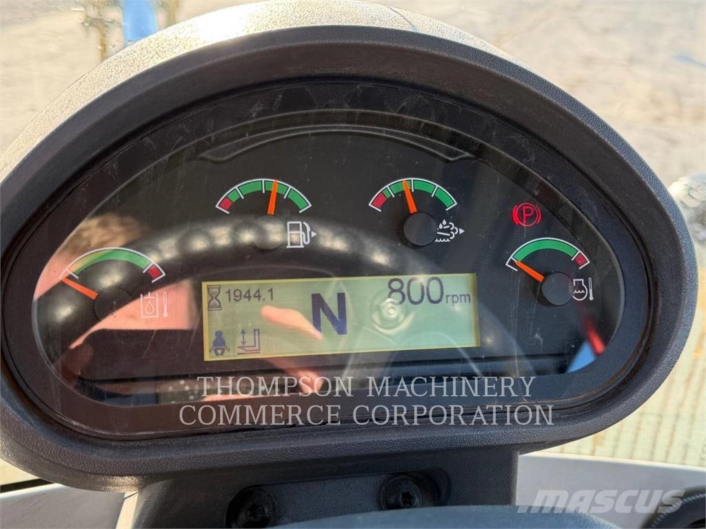 CAT 930M Naudoti ratiniai krautuvai