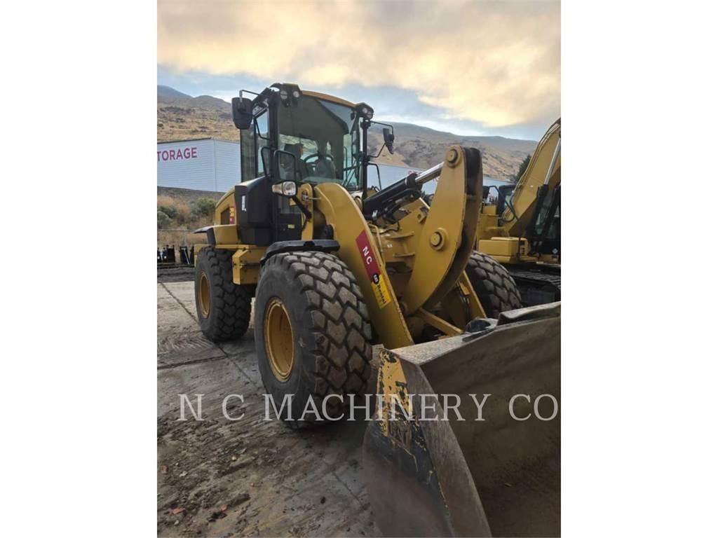 CAT 930M Naudoti ratiniai krautuvai