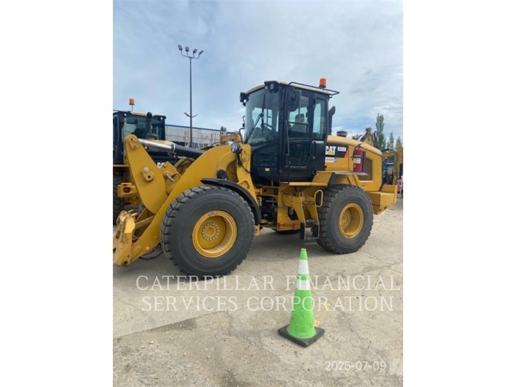 CAT 930M Naudoti ratiniai krautuvai