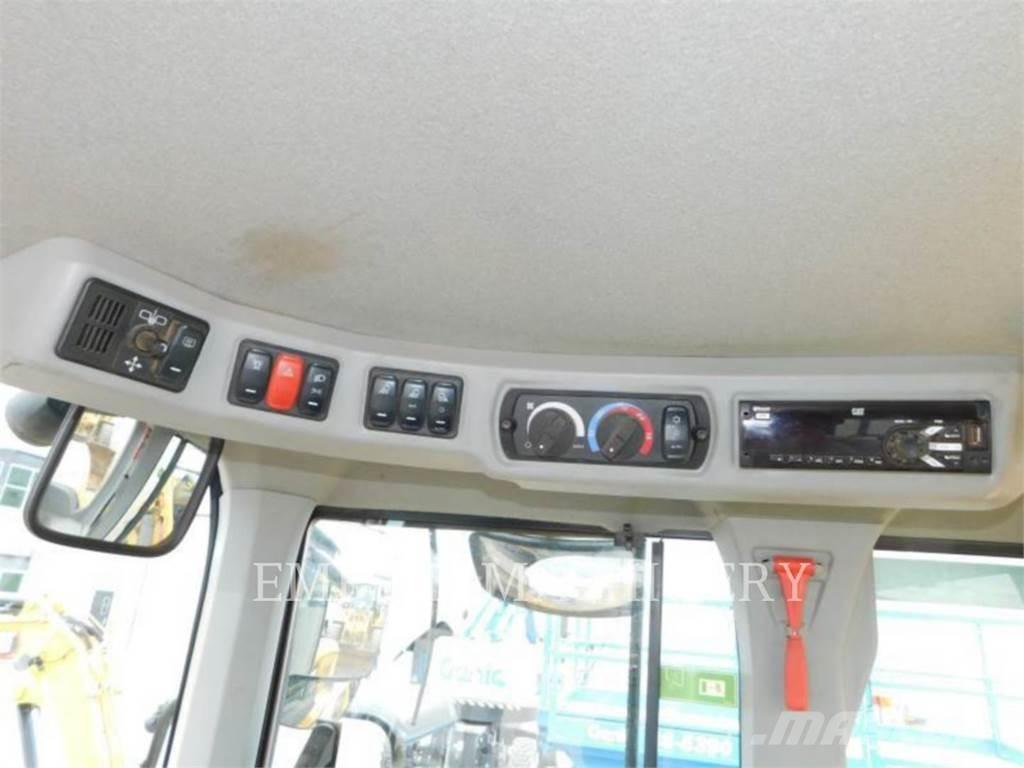 CAT 930M FC Naudoti ratiniai krautuvai